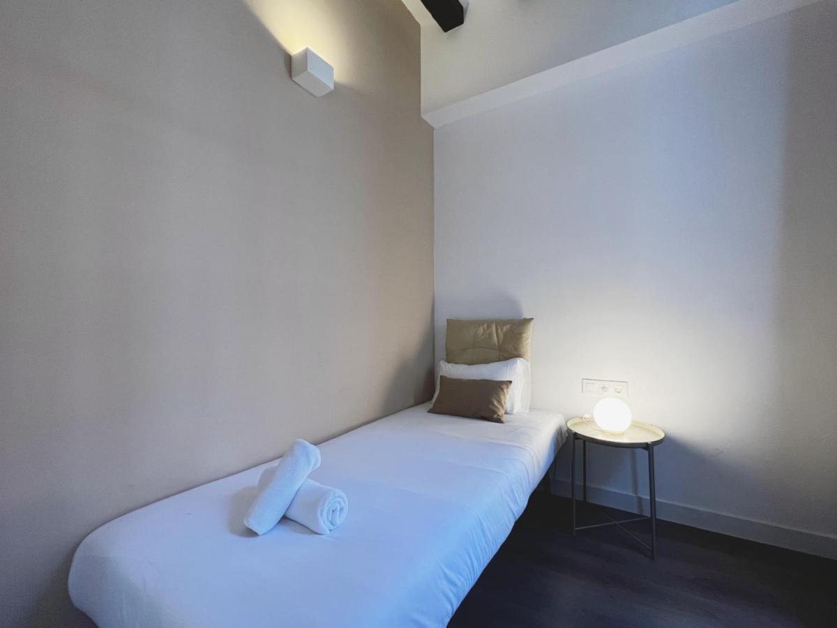 Stay U-Nique Apartments Vila De Gracia Barcelona Luaran gambar