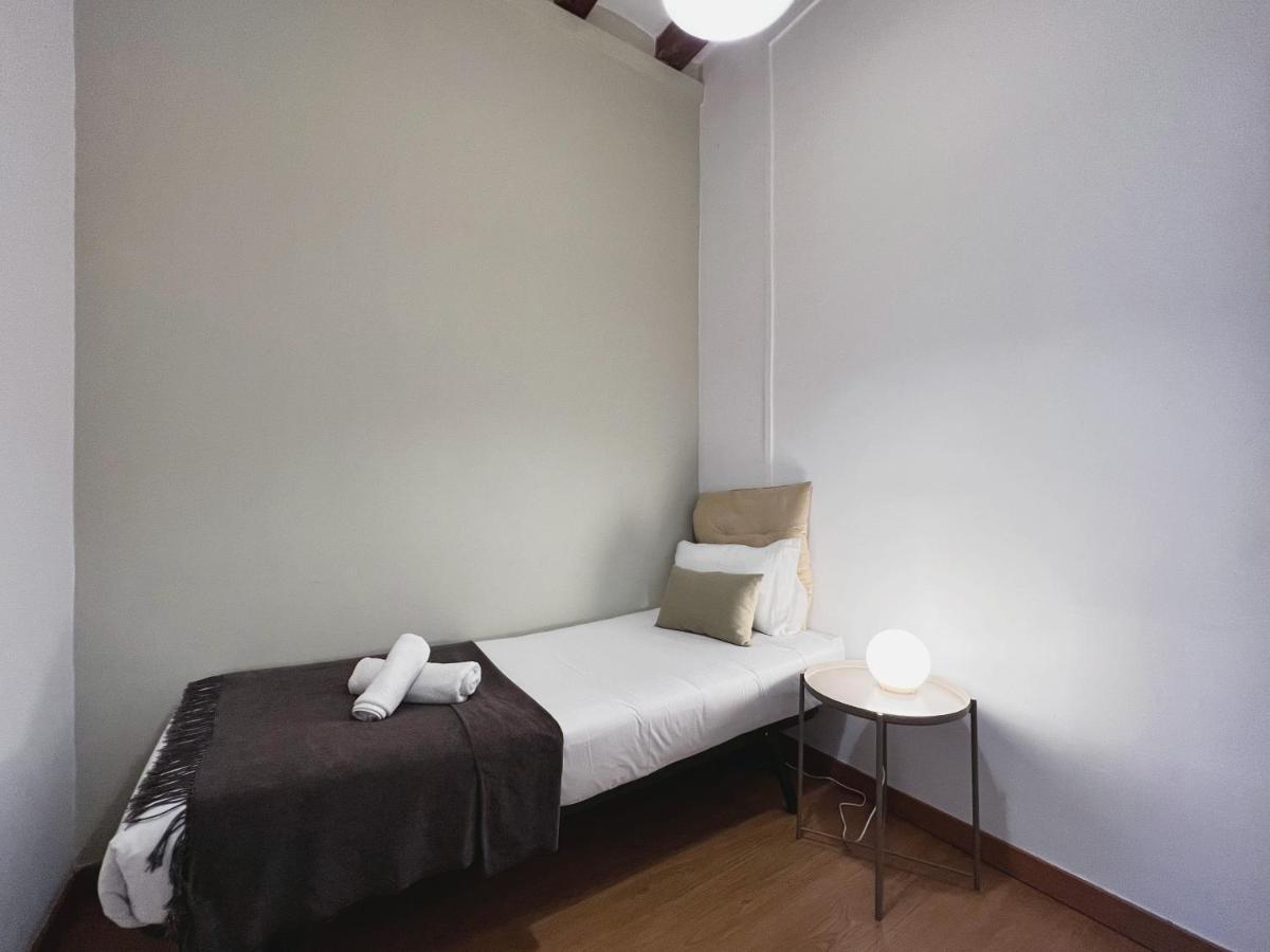 Stay U-Nique Apartments Vila De Gracia Barcelona Luaran gambar